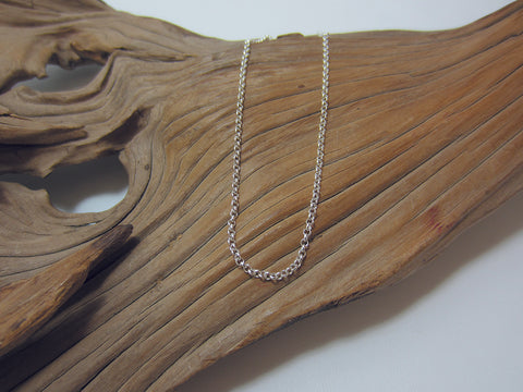 A nice sturdy, sterling silver chain which works well with heavier pendants, also works well if you're looking for a longer chain. It is 2.25mm wide. 925 Silver Canterbury