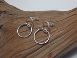 Interlinked sterling silver circles with diameters of 12mm and 17mm 925 Canterbury